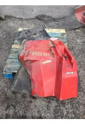 INTERNATIONAL 7600 Fender Extension