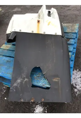 INTERNATIONAL 7600 Fender Extension