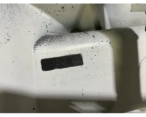 INTERNATIONAL 7600 Fender Extension