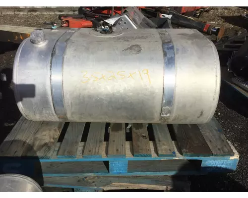 INTERNATIONAL 7600 Fuel Tank