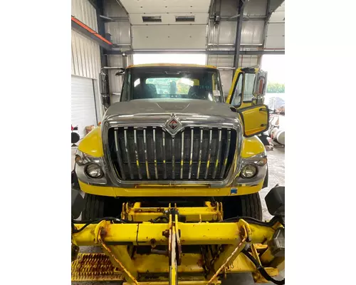 INTERNATIONAL 7600 Grille