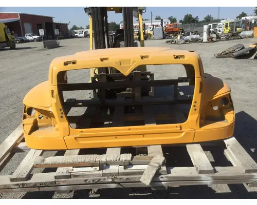 INTERNATIONAL 7600 HOOD
