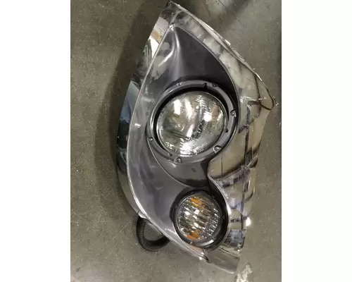 INTERNATIONAL 7600 Headlamp Assembly