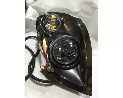 INTERNATIONAL 7600 Headlamp Assembly