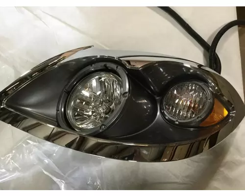 INTERNATIONAL 7600 Headlamp Assembly