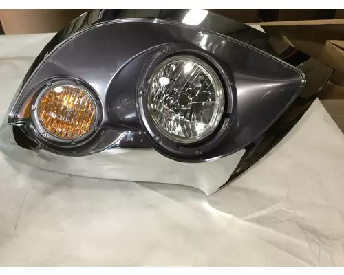 INTERNATIONAL 7600 Headlamp Assembly