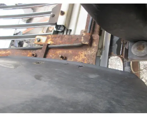 INTERNATIONAL 7600 Hood