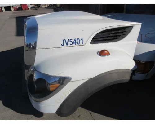 INTERNATIONAL 7600 Hood