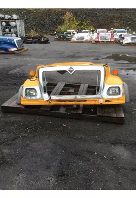 INTERNATIONAL 7600 Hood