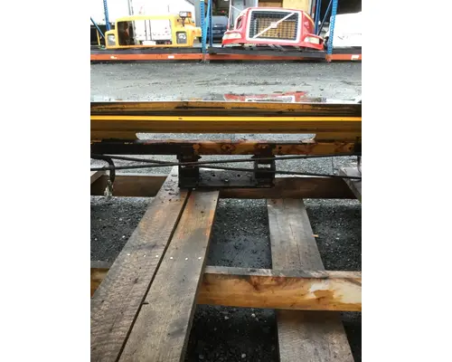 INTERNATIONAL 7600 Hood