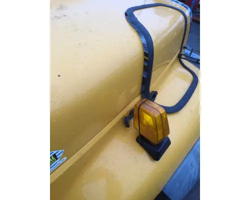 INTERNATIONAL 7600 Hood