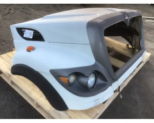 INTERNATIONAL 7600 Hood