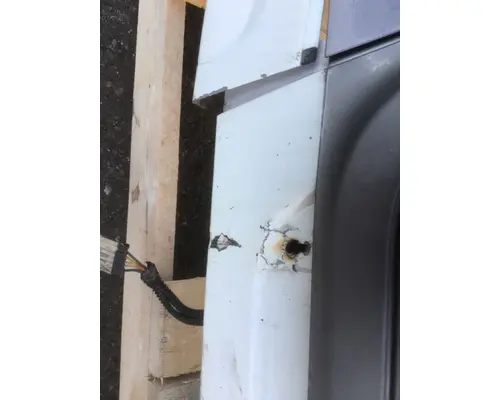 INTERNATIONAL 7600 Hood