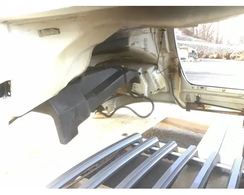 INTERNATIONAL 7600 Hood