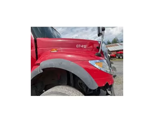 INTERNATIONAL 7600 Hood