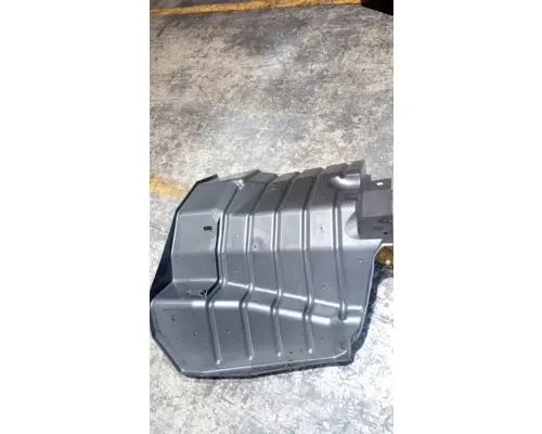 INTERNATIONAL 7600 Inner Fender