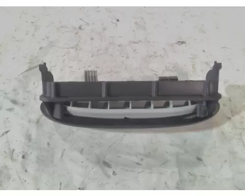 INTERNATIONAL 7600 Latches and Locks
