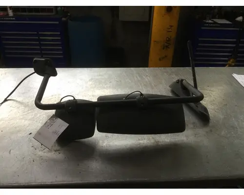 INTERNATIONAL 7600 Mirror (Side View)