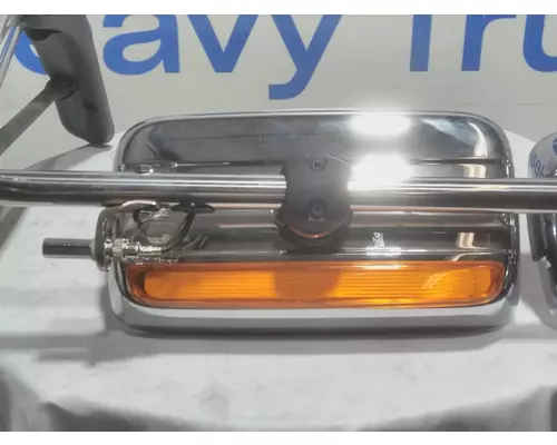 INTERNATIONAL 7600 Mirror (Side View)