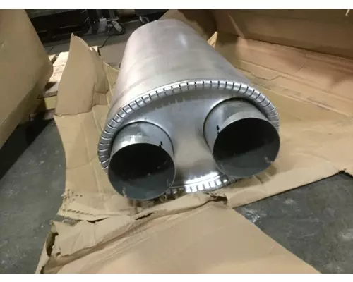 INTERNATIONAL 7600 Muffler