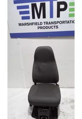 INTERNATIONAL 7600 Seat, Front