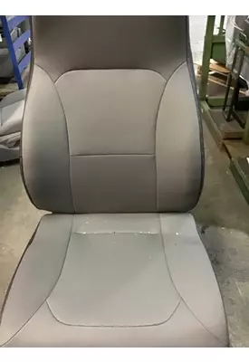 INTERNATIONAL 7600 Seat, Front