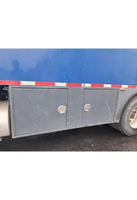 INTERNATIONAL 7600 Tool Box