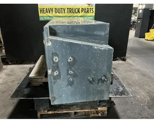 INTERNATIONAL 7600 Tool Box