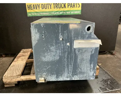 INTERNATIONAL 7600 Tool Box