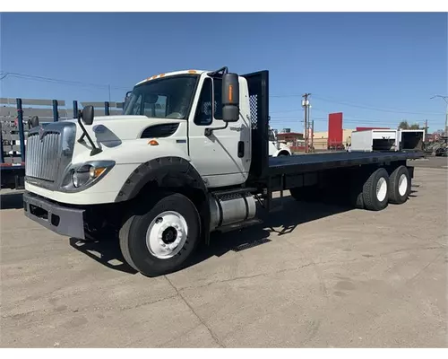 INTERNATIONAL 7600 Vehicle For Sale