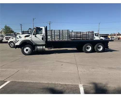 INTERNATIONAL 7600 Vehicle For Sale