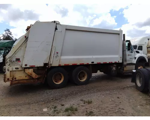 INTERNATIONAL 7600 WHOLE TRUCK FOR RESALE