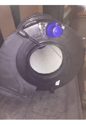 INTERNATIONAL 7700 Air Cleaner