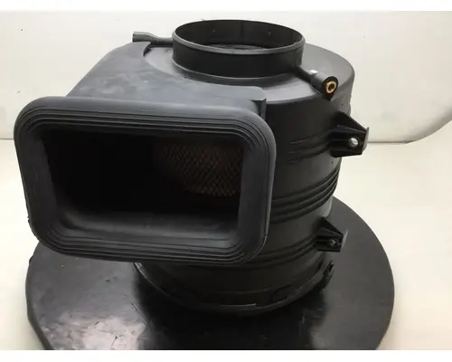 INTERNATIONAL 7700 Air Cleaner
