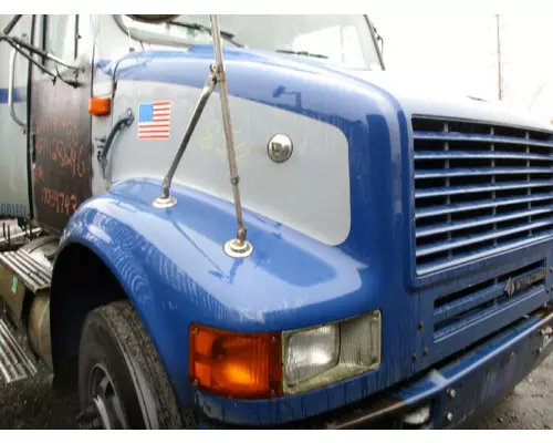 INTERNATIONAL 8100 1988-2003 HOOD