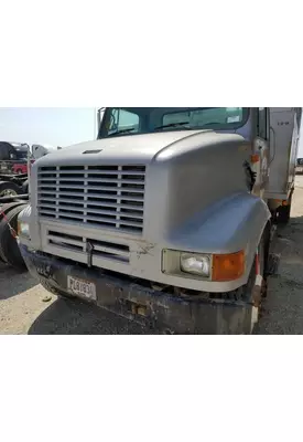 INTERNATIONAL 8100 1988-2003 HOOD