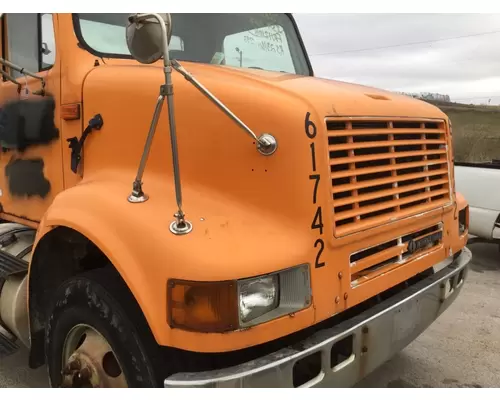 INTERNATIONAL 8100 1988-2003 HOOD