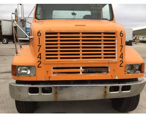 INTERNATIONAL 8100 1988-2003 HOOD