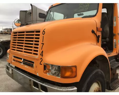 INTERNATIONAL 8100 1988-2003 HOOD