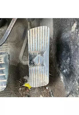 INTERNATIONAL 8100 Accelerator Pedal