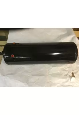 INTERNATIONAL 8100 Air Tank