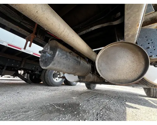 INTERNATIONAL 8100 Air Tank