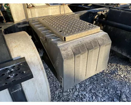 INTERNATIONAL 8100 Battery BoxTray