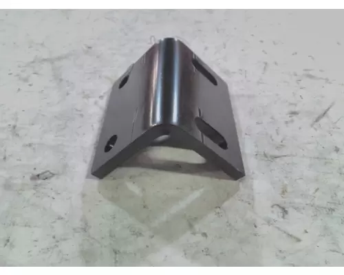 INTERNATIONAL 8100 Bracket, Bumper