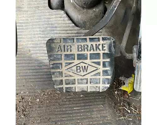 INTERNATIONAL 8100 BrakeClutch Pedal Box