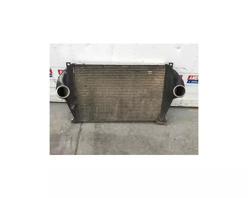 INTERNATIONAL 8100 Charge Air Cooler (ATAAC)