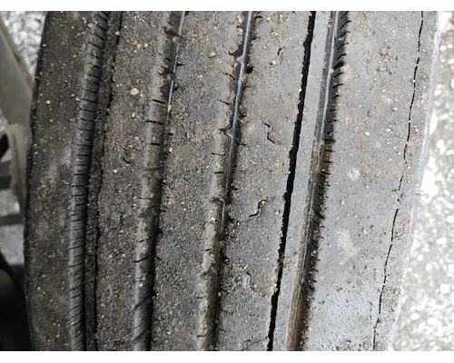 INTERNATIONAL 8100 Complete Vehicle