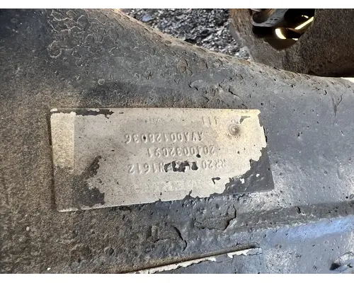 INTERNATIONAL 8100 Cutoff Assembly