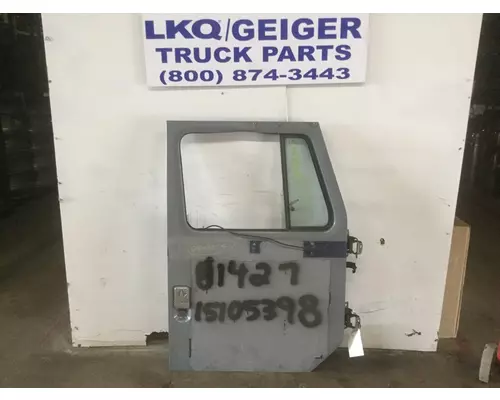 INTERNATIONAL 8100 DOOR ASSEMBLY, FRONT