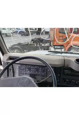 INTERNATIONAL 8100 Dash Assembly